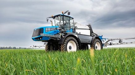 Pulvérisateur automoteur