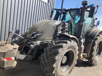 Tracteur agricole Valtra Q305 - 1