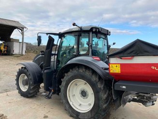 Tracteur agricole Valtra T214DSTOUCH - 8