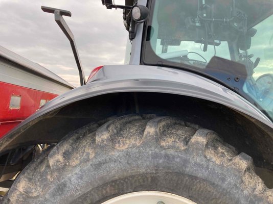 Tracteur agricole Valtra T214DSTOUCH