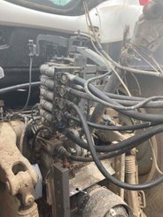 Tracteur agricole Valtra T154VERSU - 7