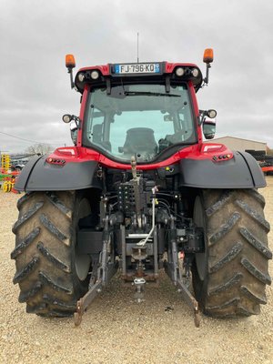 Tracteur agricole Valtra N154E VERSU